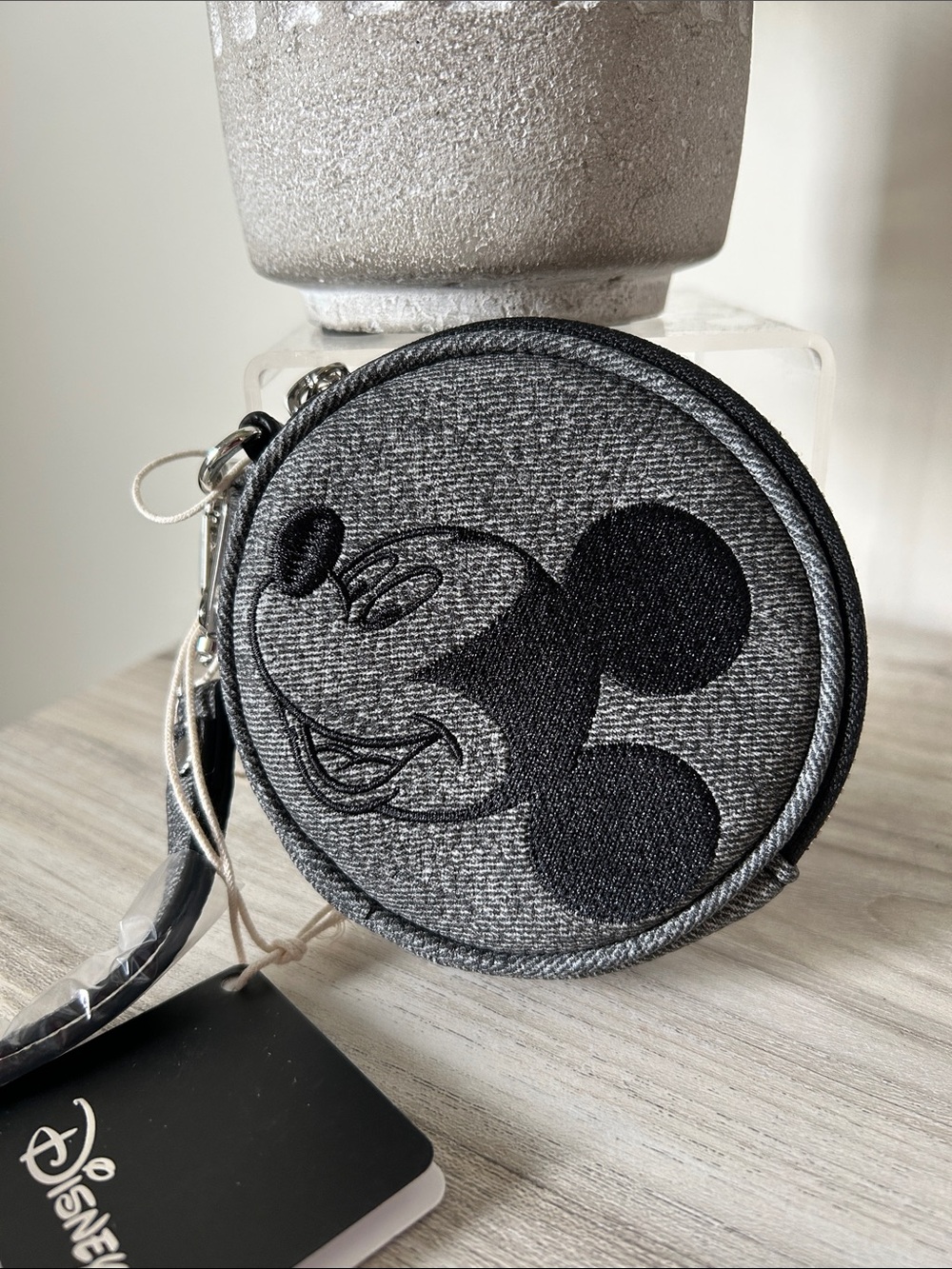 Disney Loungefly Mickey Mouse Round Zip Coin Case NWT